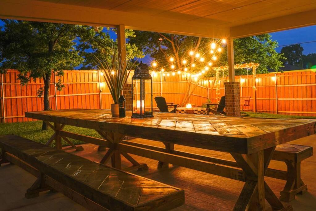 Dallas 4Br Large Yard W Hot Tub , Fire Pit And Basketball Hoop Ngoại thất bức ảnh