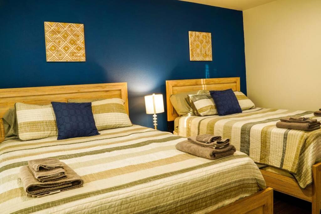 Dallas 4Br Large Yard W Hot Tub , Fire Pit And Basketball Hoop Ngoại thất bức ảnh