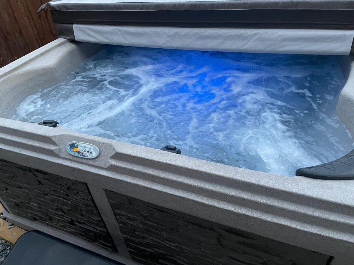 Dallas 4Br Large Yard W Hot Tub , Fire Pit And Basketball Hoop Ngoại thất bức ảnh